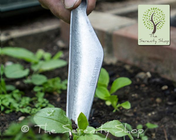 Darlac Garden Vintage Garden Weeding & Seeding Trowel with Bamboo handle - Image 3